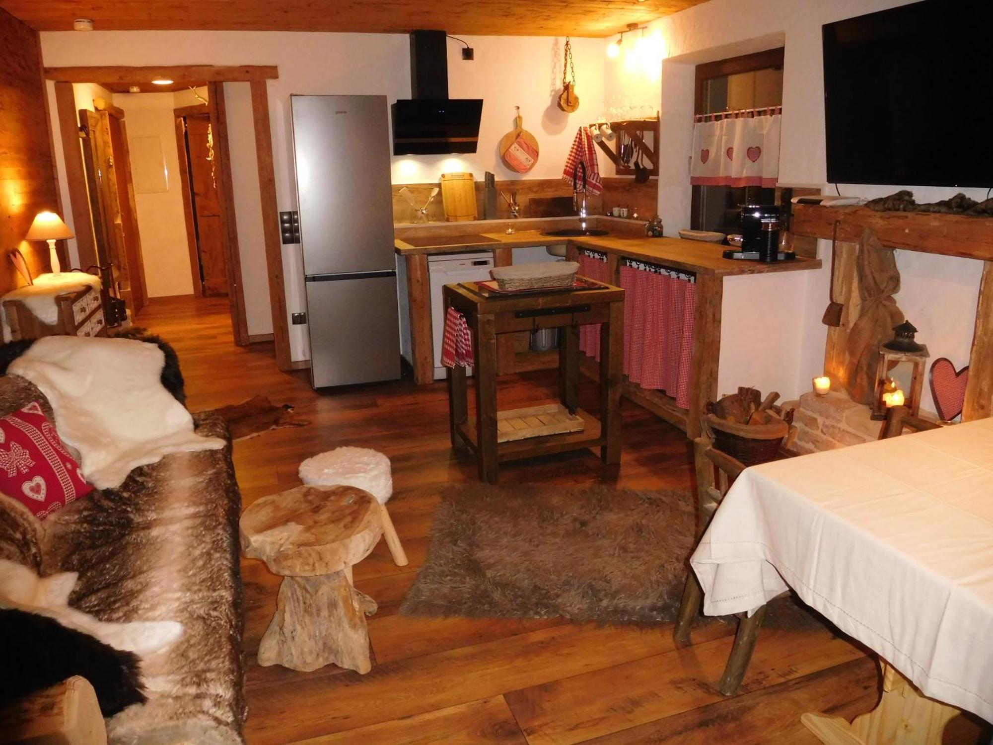 Wellnessoase Mit Sauna Und Whirlpool Inzell Zewnętrze zdjęcie